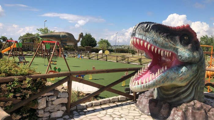 Parco dei Dinosauri Borgo Celano
